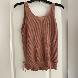 Moon & Madison Sleeveless Sweater